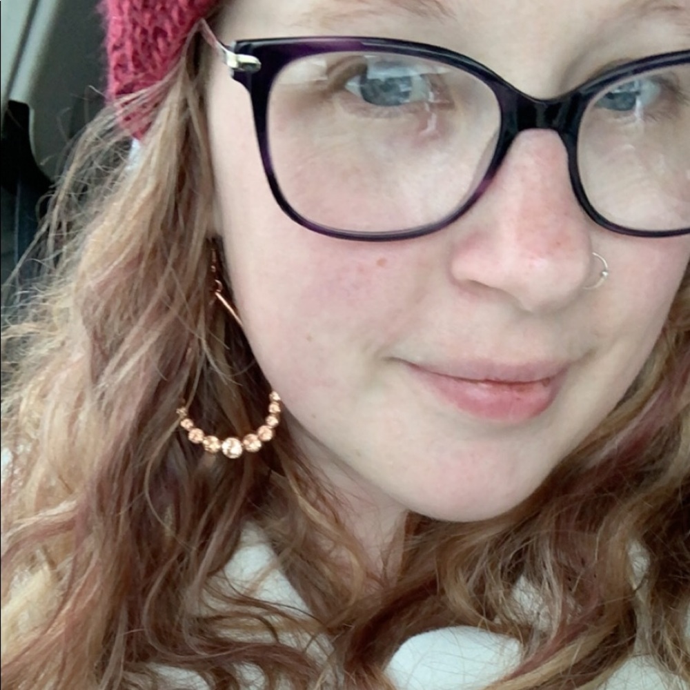 Meet your Posher, Candra